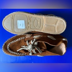 Free People Women’s Moccasins, Size 38, Brown Leather, Made in Spain, Never Worn